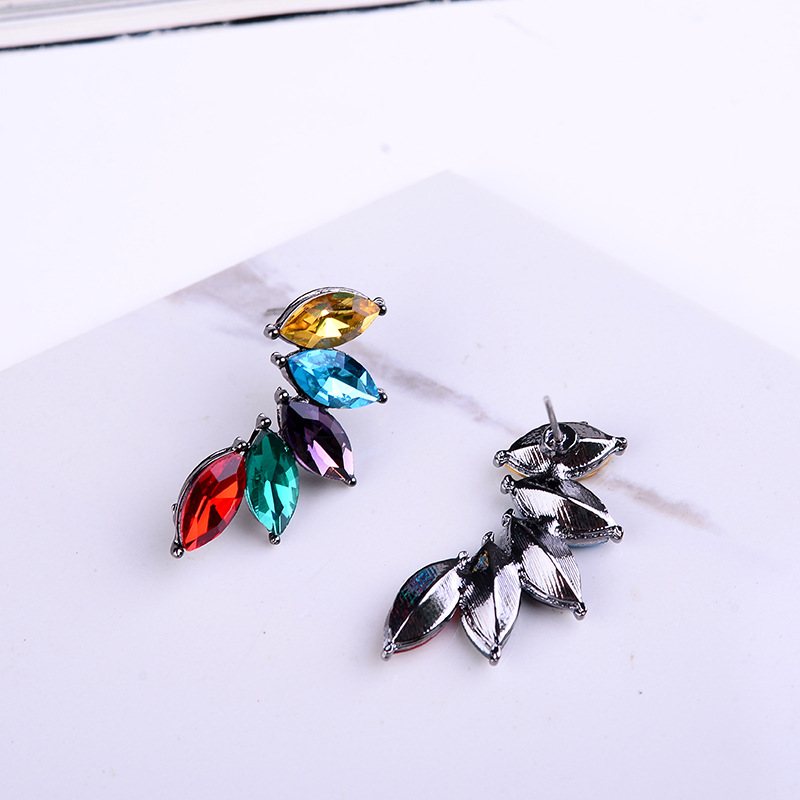 Alloy Material Geometric Pattern 1 Pair Glam Geometric Alloy Inlay Artificial Crystal Women's Drop Earrings