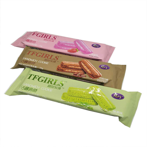 It's a coincidence that there are 72g of dipping cookie snacks with multiple flavors, suitable for office leisure, filled cookies, mixed batch.