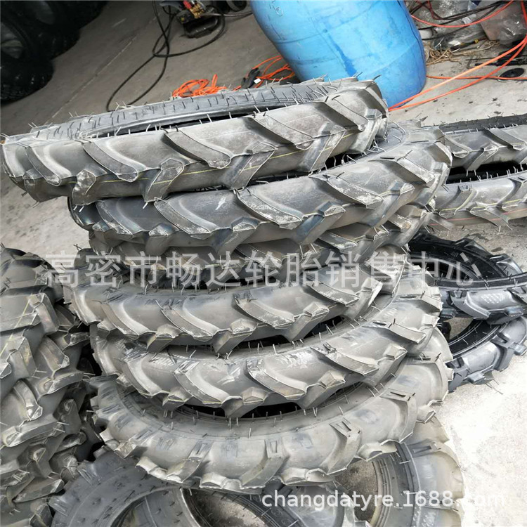 山东鸿进 农用 播种机 手扶推车轮胎 5.00-15 人字轮胎