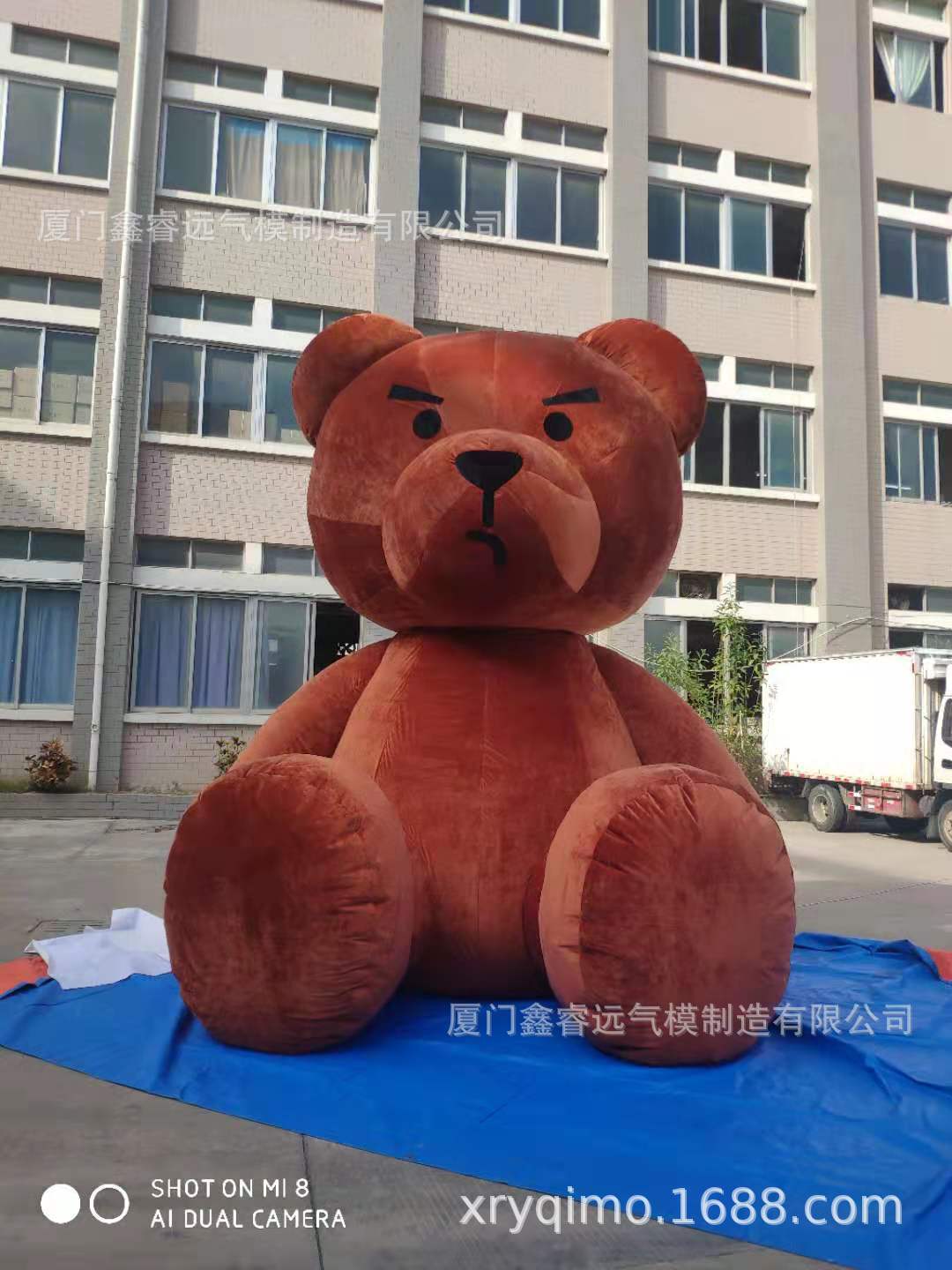 充气毛绒熊卡通户外拍照熊毛绒充气熊定制福建气模咖啡熊气模