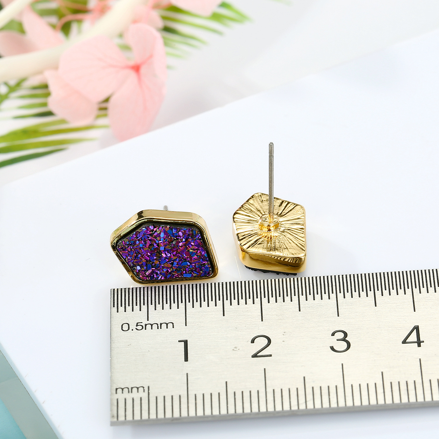 Jewelry Imitation Natural Stone Earrings Irregular Crystal Bud Earrings Resin Earrings display picture 2