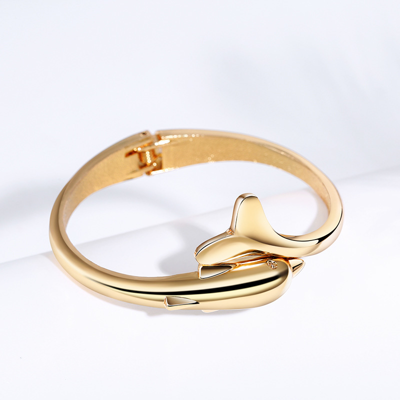 Exquisite Little Dolphin Bracelet display picture 1