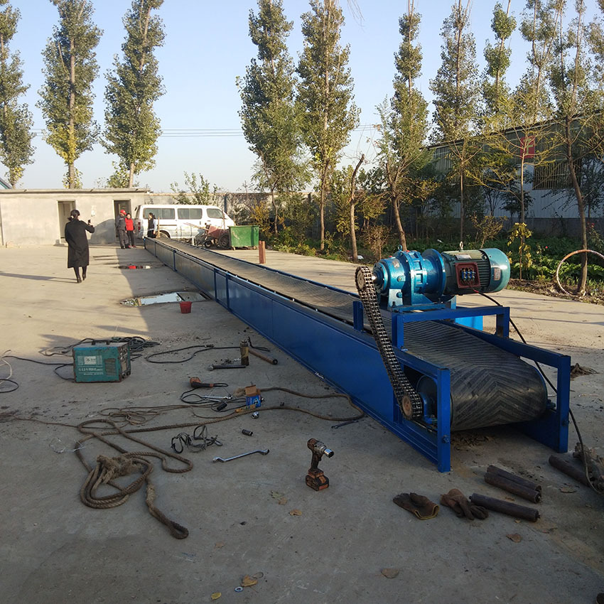 出口皮带输送机厂家玉米皮带输送机机械厂供应各种型号皮带机