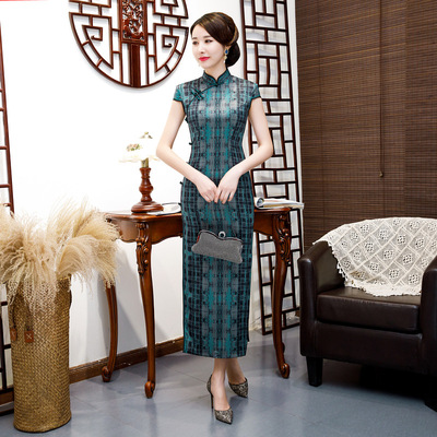 Chinese Dress cheongsam for womenRetro cheongsam short sleeve long cheongsam skirt