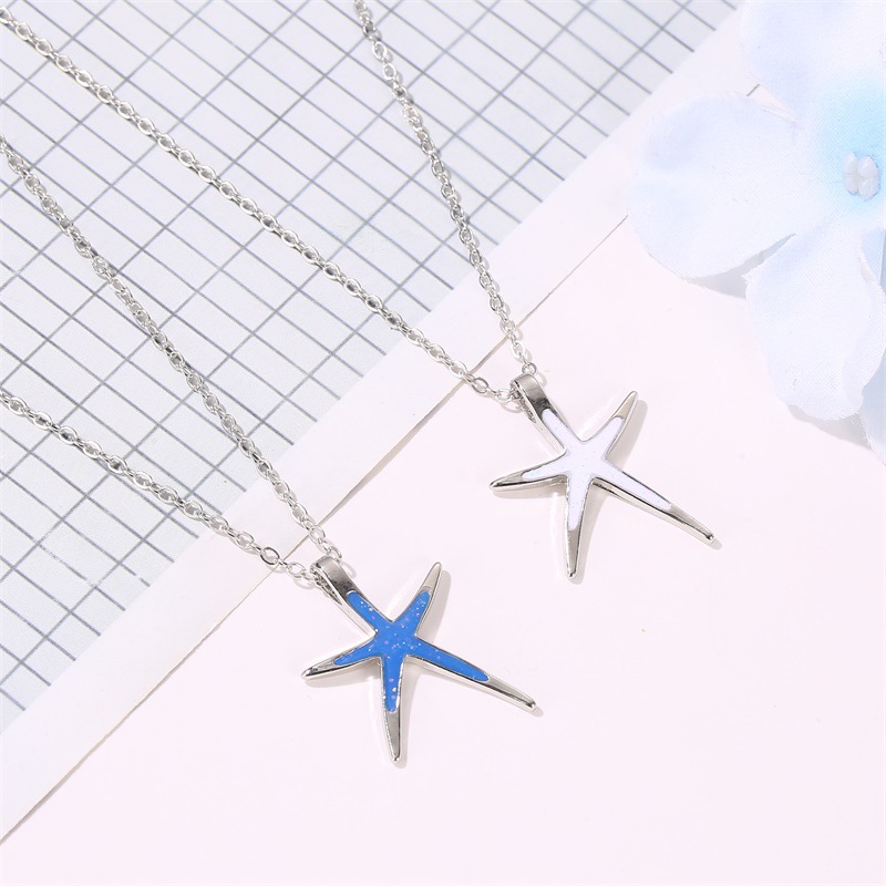 New Fashion Simple Five-pointed Star Clavicle Chain Blue Starfish Pendant Necklace Sea Star Necklace Wholesale display picture 2