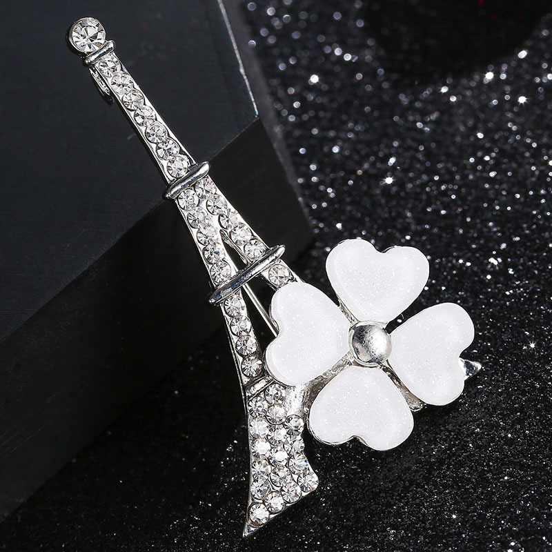 Universal fashionable brooch for men and women