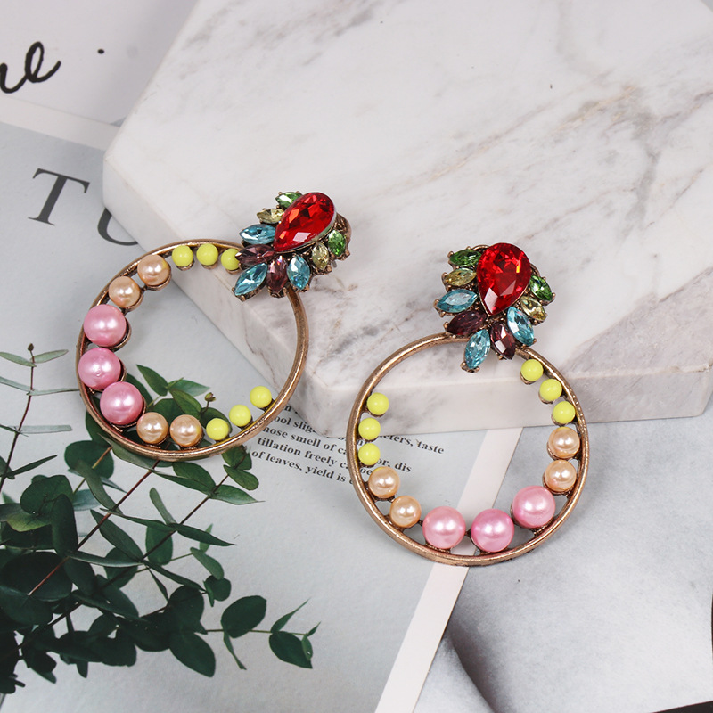 European And American Exaggerated Alloy Geometric Circle Earrings Female Wholesale display picture 5