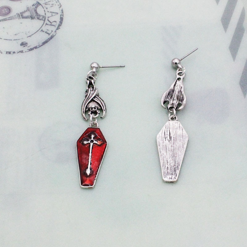 GOTHIC饰品 欧美时尚饰品朋克歌特复古蝙蝠十字架红色滴油耳饰耳钉耳环女  哥 图 1