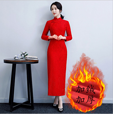 2019年新款新娘結婚回娘家紅色蕾絲長款長袖加厚加絨旗袍壹件代發