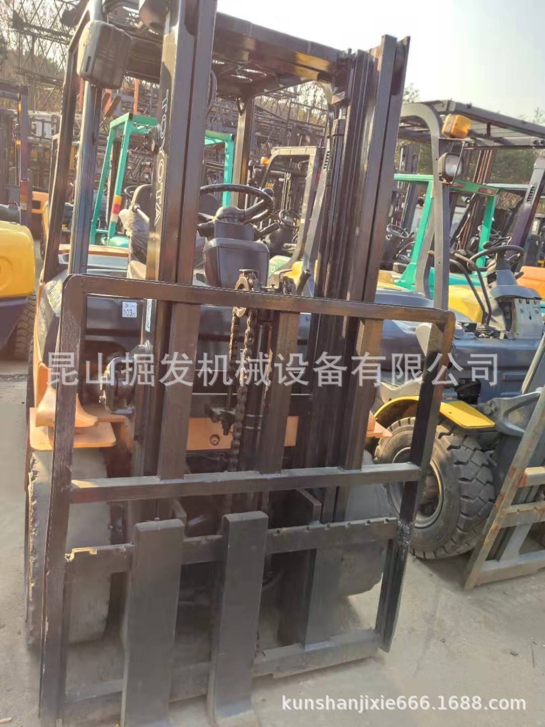 二手丰田3吨柴油叉车 带中缸，集装箱叉车