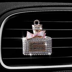 High-end diamond-studded perfume bottle air vent perfume clip creative car air conditioner decoration, car perfume clip car decoration