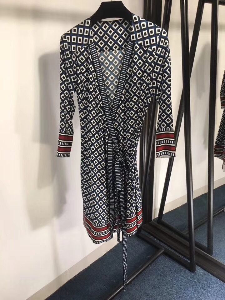 Robe femme en 1 - Ref 3337560 Image 1