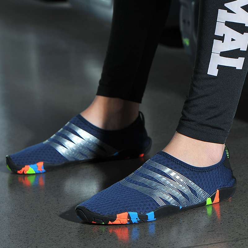 Spring and summer New thick outdoor diving beach socks shoes snorkeling swimming shoes manufacturers wholesale/a generation of hair