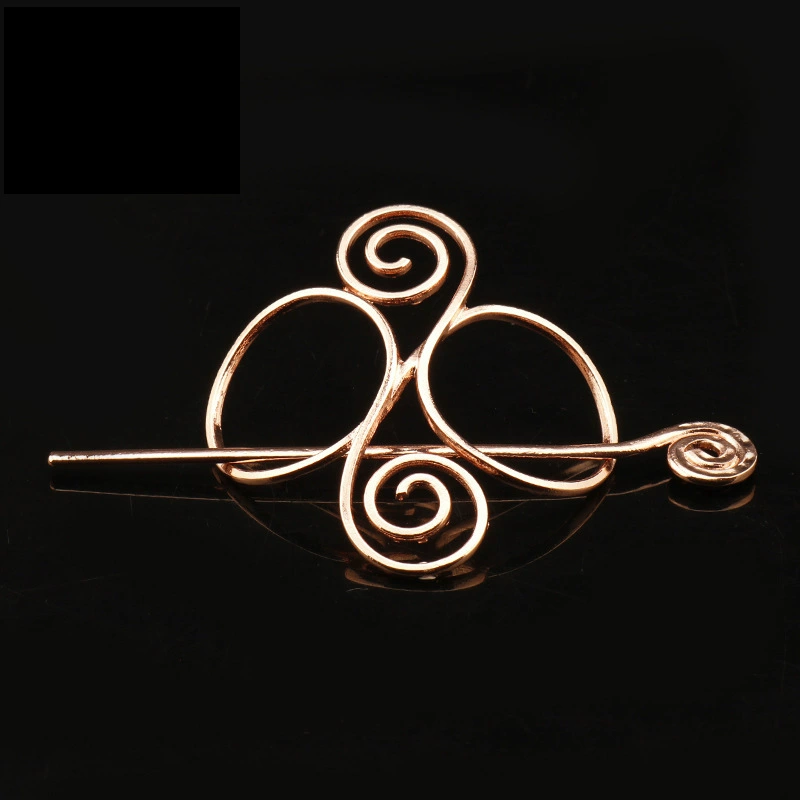 Сплавной ретро шпилька (Mo Chun), дизайн Celtic‑knot, электропокрытие, 4.5×5.9×8 см