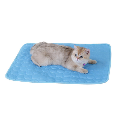 Summer Pet Cooling Pad, Cold Sensing Ice Silk Cooling Mat for Dogs and Cats, Car Pet Sofa Cushion Accessory
