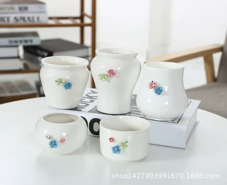Ceramic creative white flowerpot, 2019