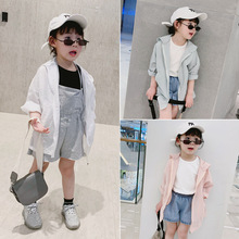 Congxiaomei 2019 hè mới quần áo chống nắng cho trẻ em Phiên bản Hàn Quốc của bé trai và bé gái quần áo chống nắng phần mỏng áo trùm đầu thủy triều Phần trung bình và dài