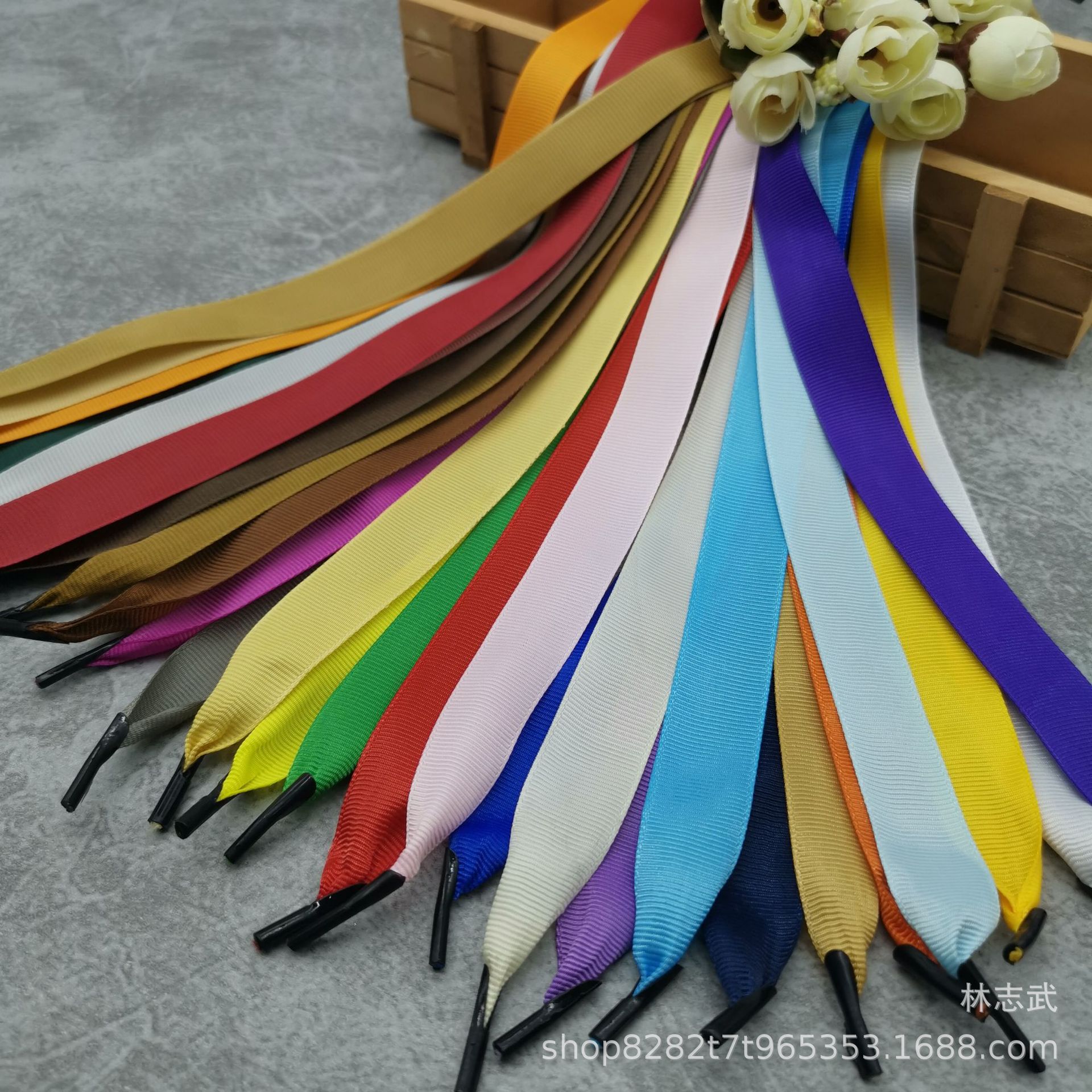 재고 무료 배송 2CM 리브 벨트 스레드 벨트 휴대용 로프 크로스 스트라이프 벨트 리본 카드 로프 선물 가방 로프