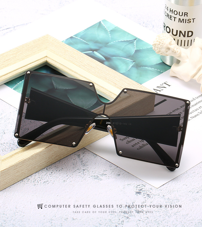 Large Frame One Piece Sunglasses Square Gradient Street Style_voghion.com