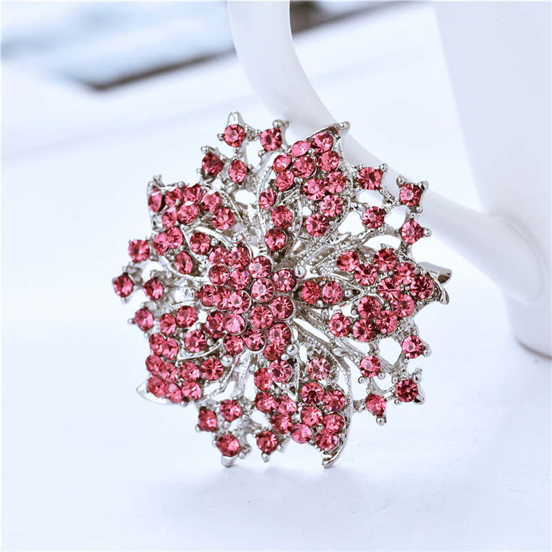 Plating, Inlay Design IG Style, Shiny Style IG Style Shiny Pin Flower Alloy Plating Inlay Rhinestones Unisex Brooches