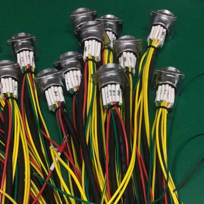 航空插頭線束焊接加工機箱插頭連接器焊接線電線電纜插頭連接線