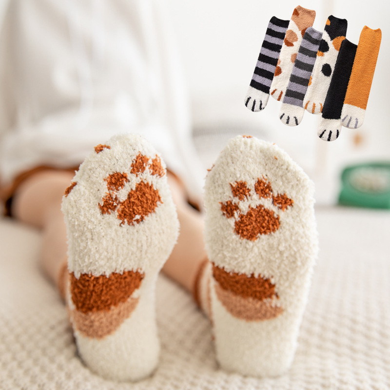 Factory direct autumn and winter thick plus velvet tube socks children cat claw coral lint-free sleep floor warm socks Factory direct autumn and winter thick plus velvet tube socks children cat claw coral lint-free sleep floor warm socks