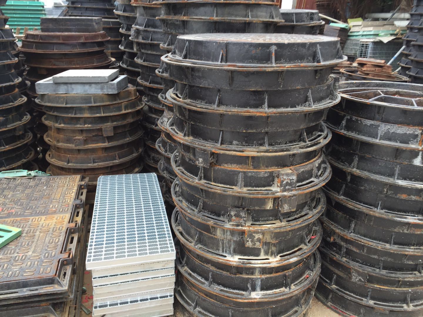 现货供应球墨铸铁井盖