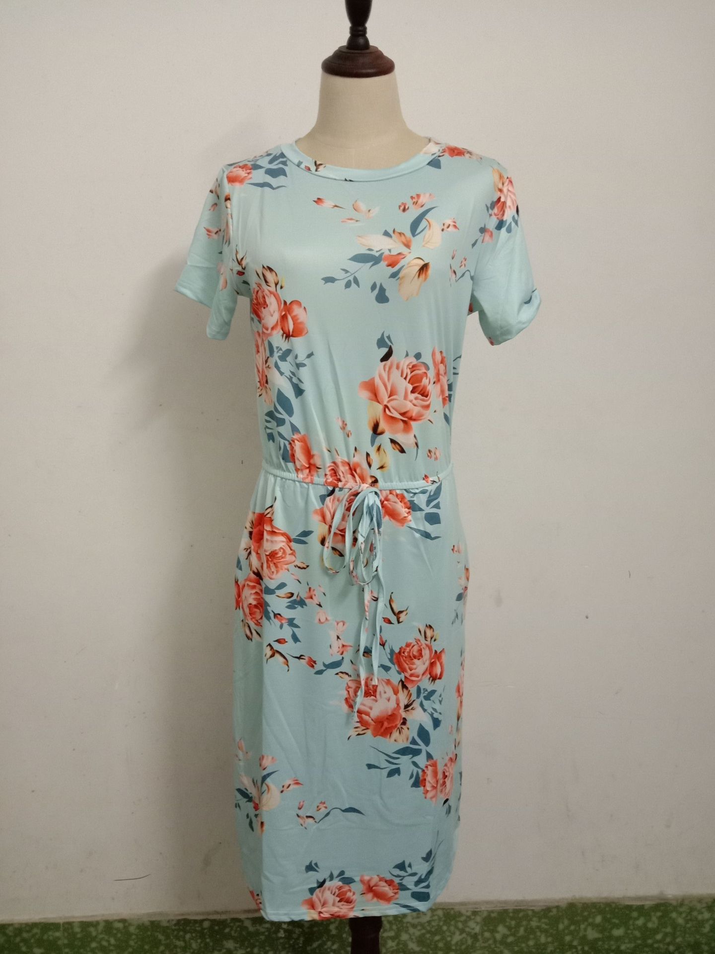 vestido de cuello redondo de manga corta con cintura de ramo estampado nuevo de moda para mujer NSYF1139