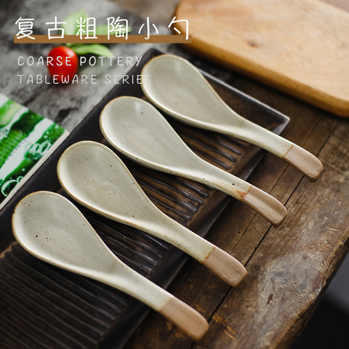 Handmade creative Japanese eating spoon tableware rice spoon soup spoon bowl spoon retro household ceramic spoon coarse pottery