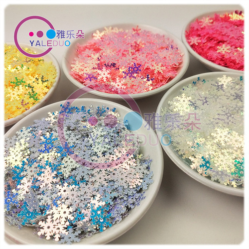 10mm Snowflake PVC Sequins Christmas Dress Up Slime Phone Case Filled DIY Ornaments Clothing Materials Accessories