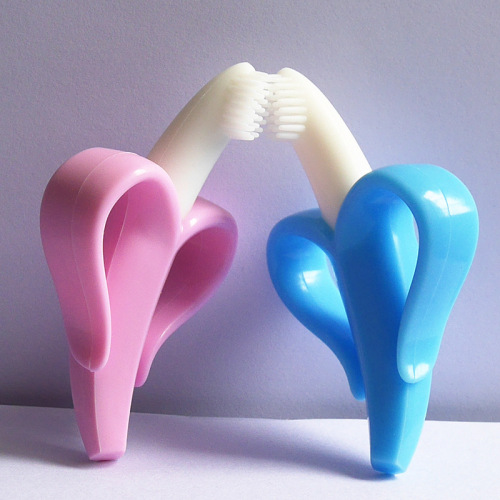Factory direct selling banana toothbrush, baby teether, baby silicone molar stick, banana shaped baby toothbrush in bulk