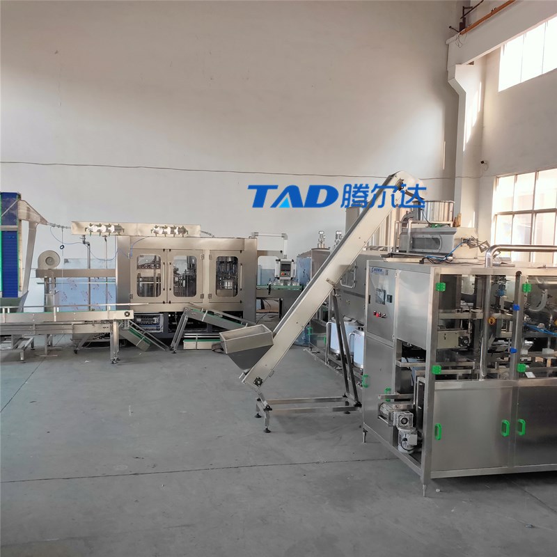 全自动桶装水灌装机 5加仑大桶液体灌装生产线