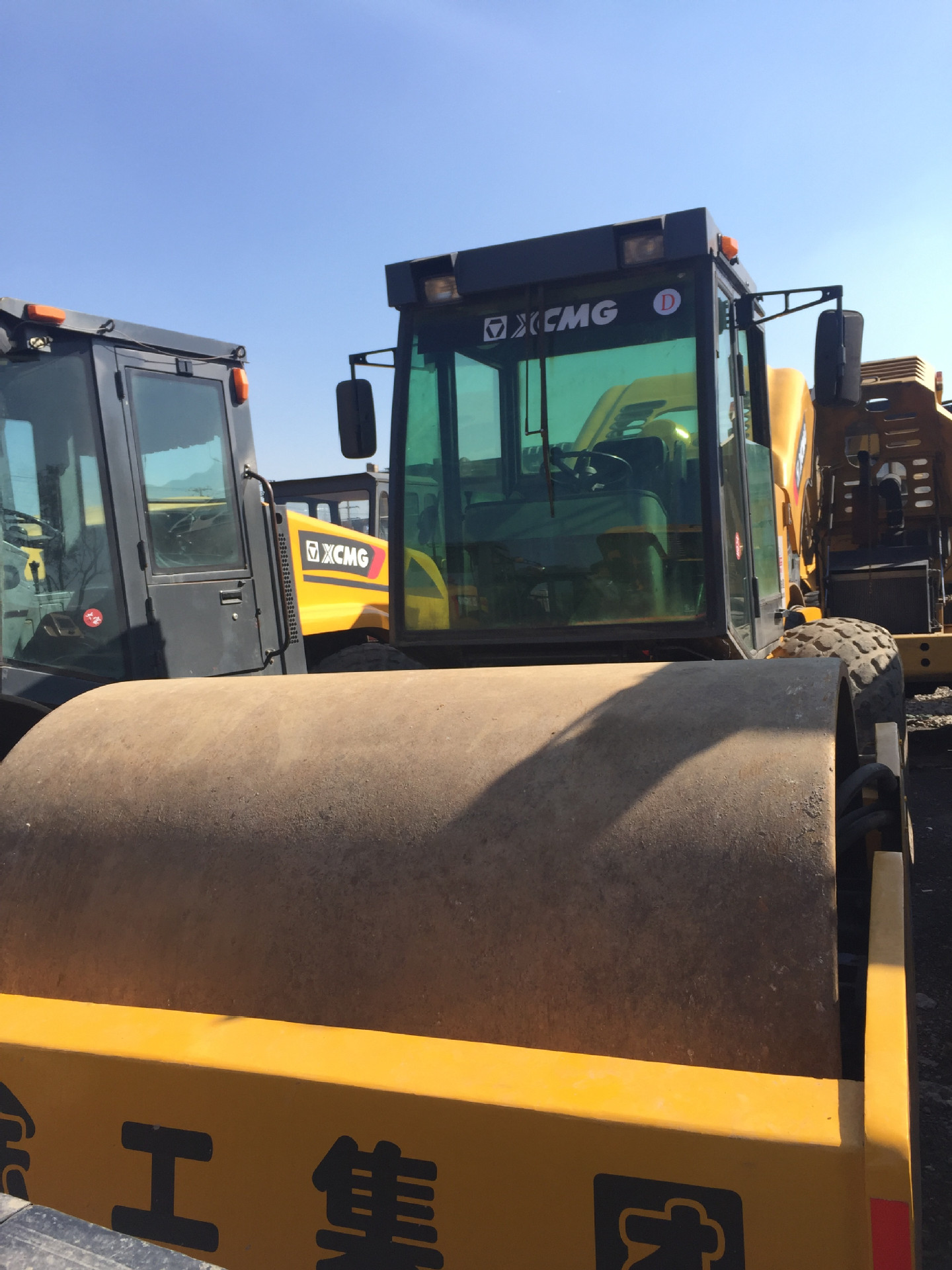 90% nuevo rodillo vibratorio de segunda mano de XCMG 22 / 26 toneladas original