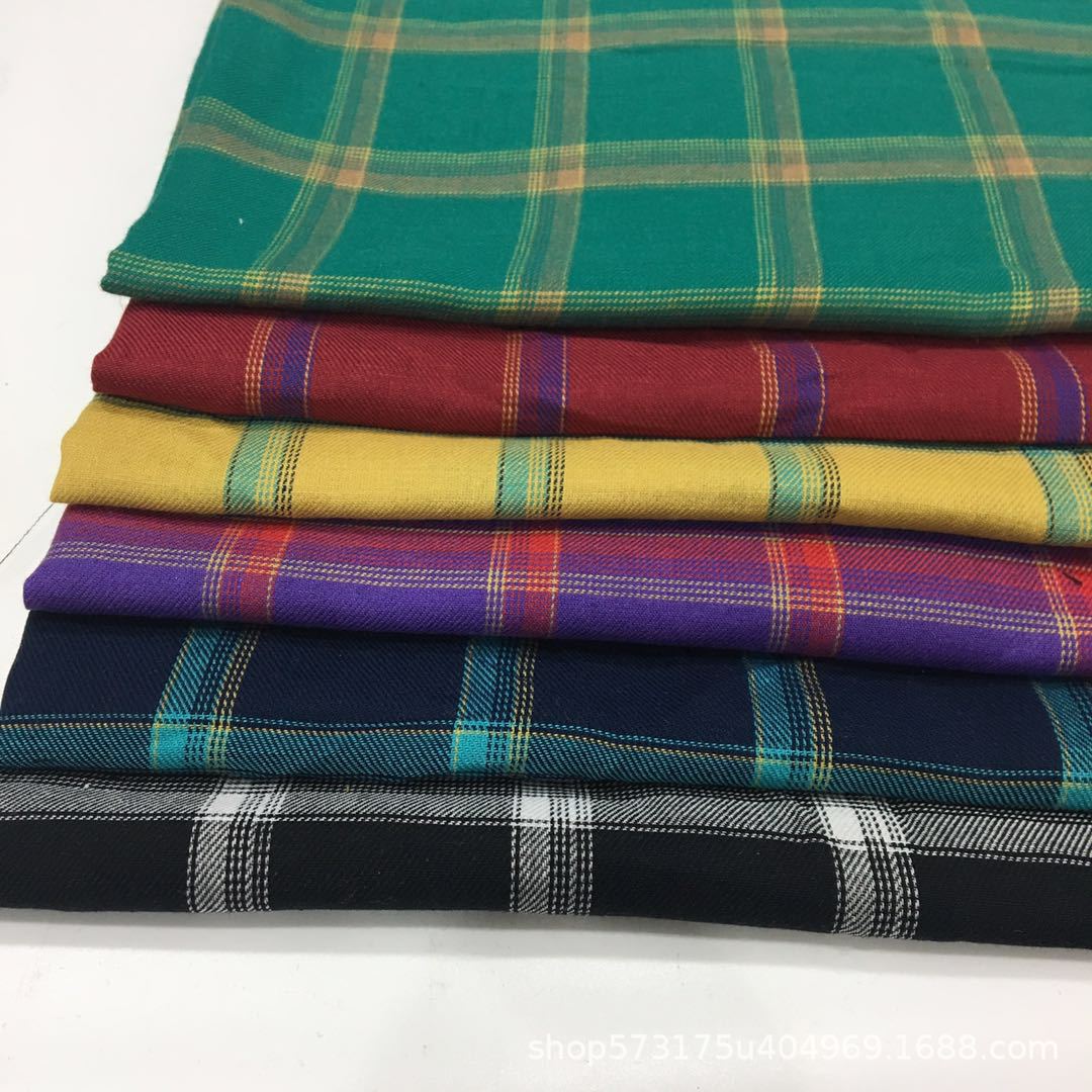 柔软舒适春夏款 全棉色织格子布 衬衫布 连衣裙睡衣面料 现货供应