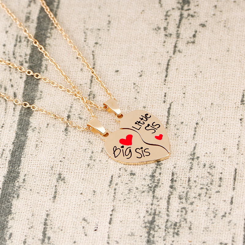 Fashion Hot-selling Good Sister Letter Gold Two-petal Love Stitching Alloy Necklace display picture 3