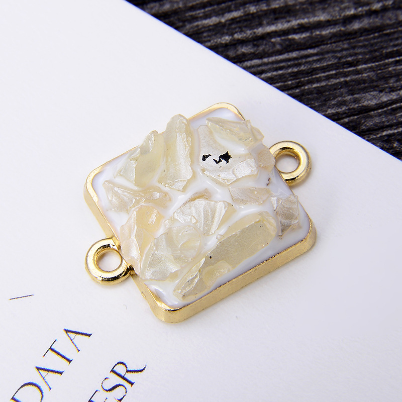 12g Weight Pendant Jewelry Making Type 16*20mm Jewelry Making Size DIY Jewelry Accessories Classification 5 PCS/Package Quantity Alloy Material Heart Shape Pattern Enamel Design Simple Style Style 5 PCS/Package 16*20mm Alloy Heart Shape Pendant 18