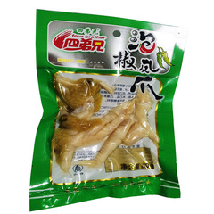 Wholesale Four Brothers Pickled Chicken Feet 70g Spicy Cooked Food Pickled Chicken Feet Leisure Snack Food Mixed Batch