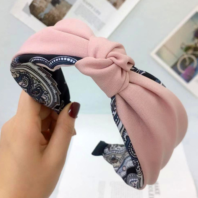 Headband Hit Color Middle Knotted Hairpin Korean Version Wide-brimmed Non-slip Headband Hair Accessory display picture 5