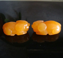 天然印尼金田黄一对金猪发财猪金猪吉祥摆件手玩件2019年礼品收藏