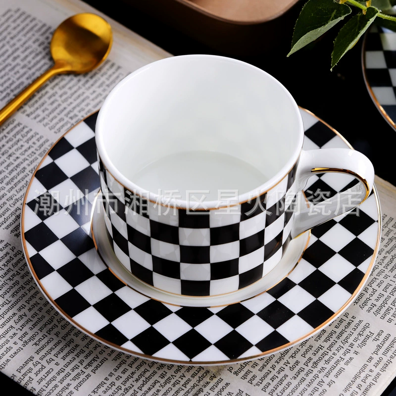 European -style ceramic coffee cup bone porcelain coffee cup disc black tea cup flower cup ceramic coffee cup European style gold edge