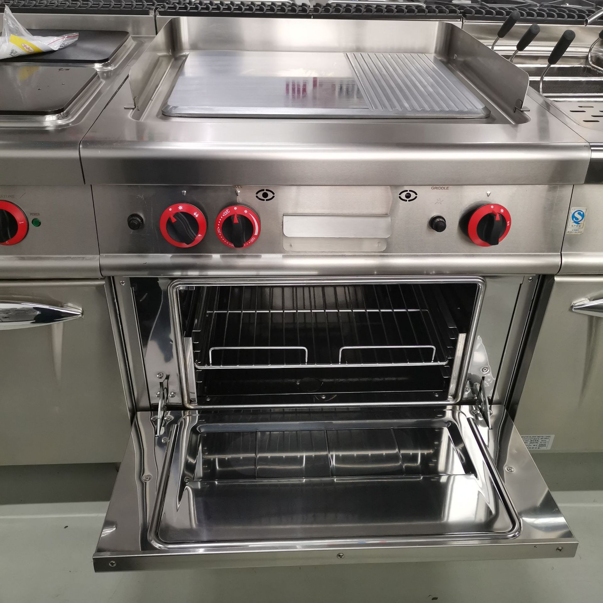 3d3ead0f40b31905ac36fea97c27df