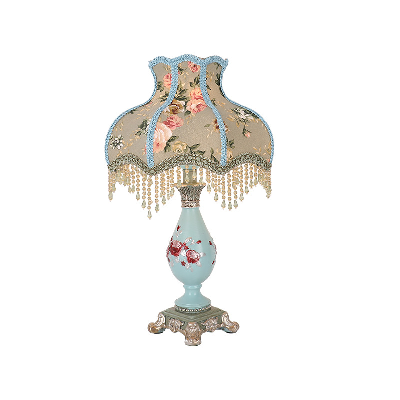 炬胜欧式树脂台灯卧室床头柜浪漫温馨家用个性艺术流须网红台灯
