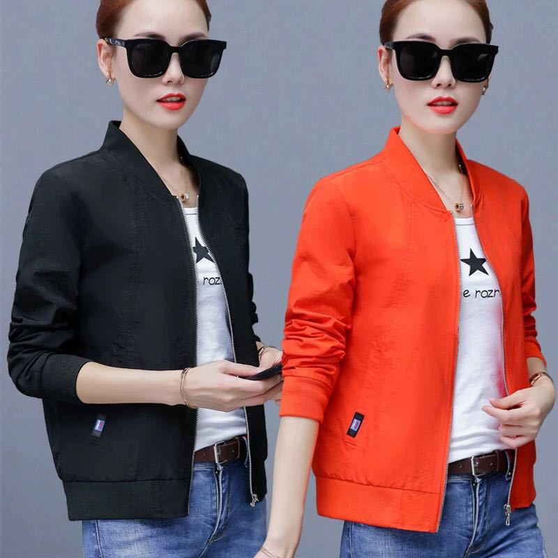 Add fertilizer XL mlb middle age Spring and autumn season Fat sister Embroidery Jacket Thin section Little coat have cash less than that is registered in the accounts