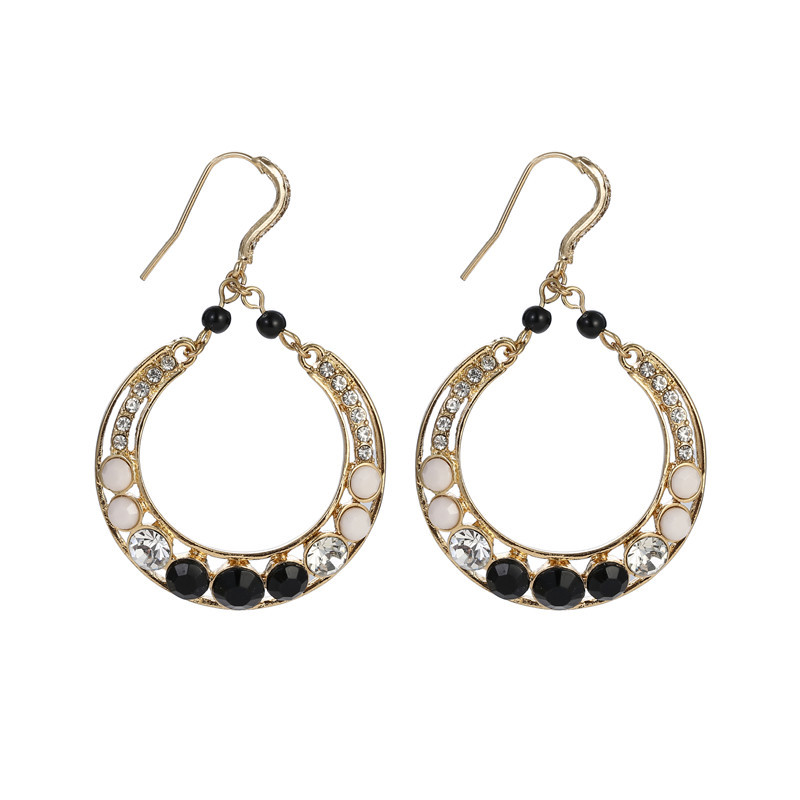 Européen Et Américain Rétro Tendance Diamant Ovale Géométrique Goutte D'eau Boucles D'oreilles Boucle D'oreille Accessoires Simple Personnalité De La Mode Féminine Accessoires display picture 1