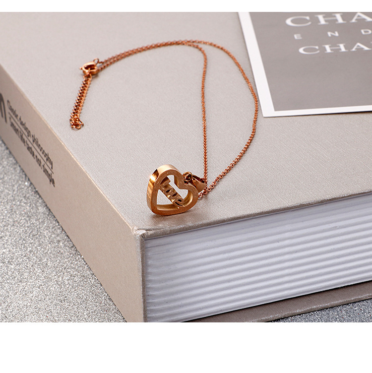 Heart Shape Pattern PVD Coated 18K Gold Plated Titanium Steel Korean Style Waterproof Non Tarnish Necklace