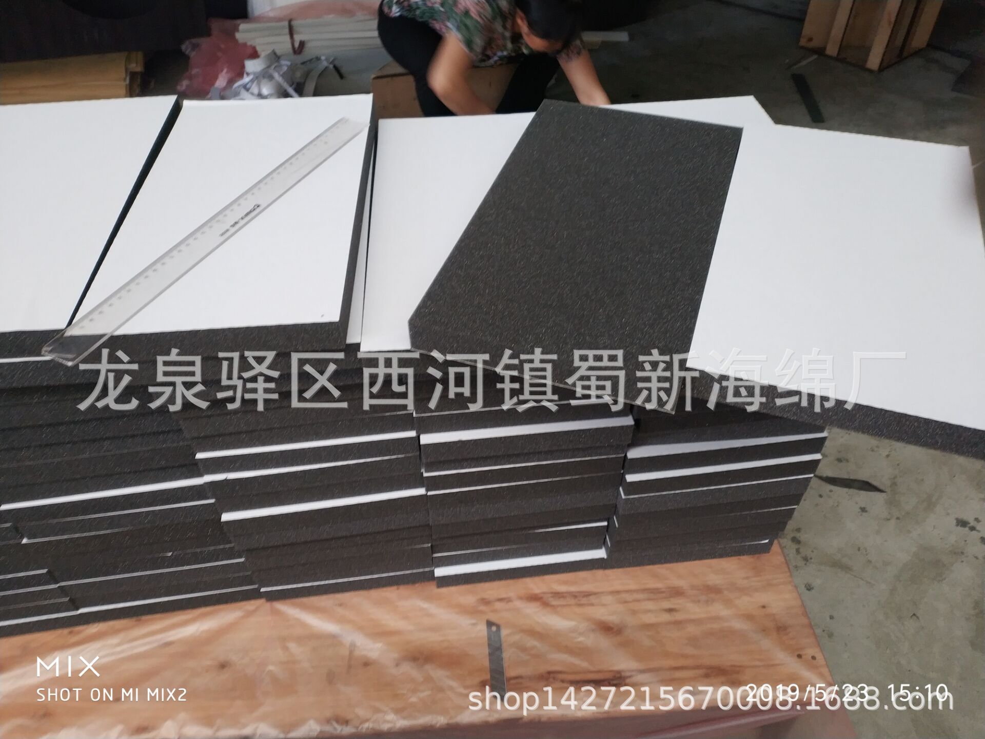 厂家直销黑色橡胶波浪阻燃隔热吸音海绵/压缩机隔热阻燃海绵