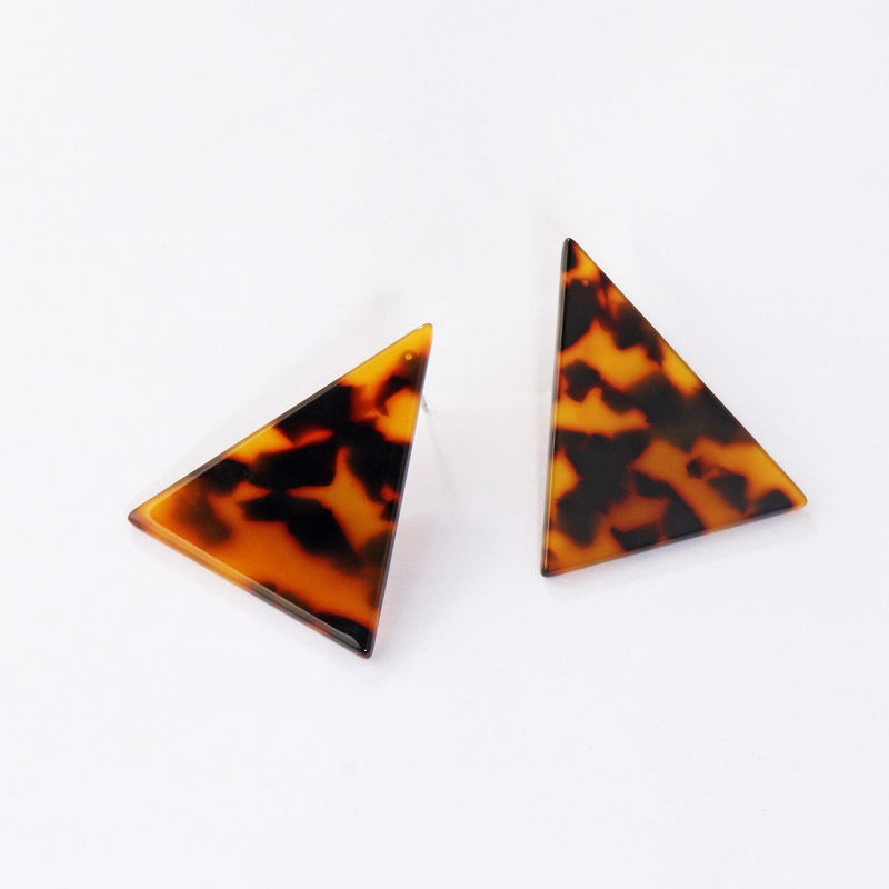 Fashion Triangle Acrylic Earrings Wholesale display picture 6