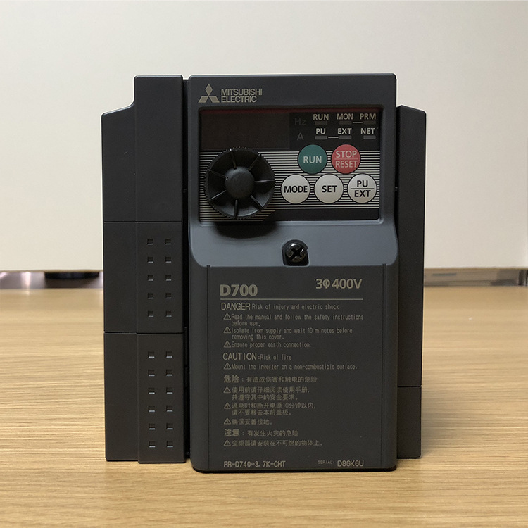 三菱变频器FR-D720喜事达价格好FR-D720-0.4K 2.5A 0.4Kw简易型