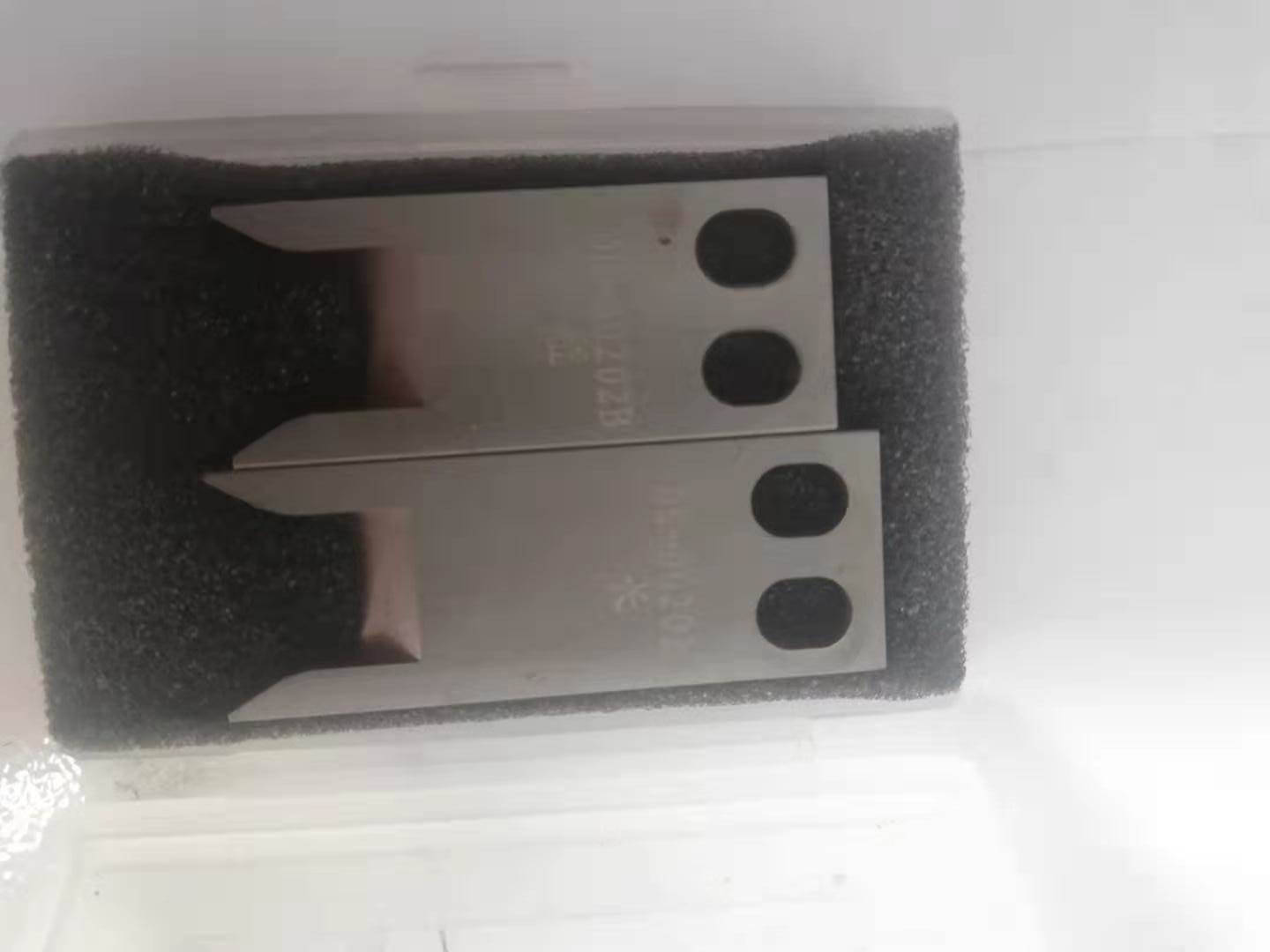 520电脑裁线机钨钢刀片--银钢