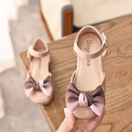 Giày công chúa mùa xuân 2019 Giày công chúa phiên bản Hàn Quốc của đôi giày đơn dễ thương Giày đế mềm đế mềm Giày cô gái nông miệng hiệu suất Dép trẻ em